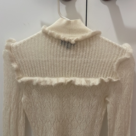 Intermix Cream Ruffle Turtleneck Knit Sweater Size XS - Picture 5 of 6
